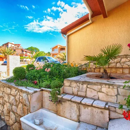 Apartment Fuer 7 Personen Ca 90 Qm In Pjescana Uvala, Istrien Istrische Riviera Pjescana Uvala