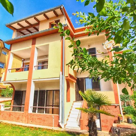 Fuer 7 Personen Ca 90 Qm In Pjescana Uvala, Istrien Istrische Riviera Apartment *